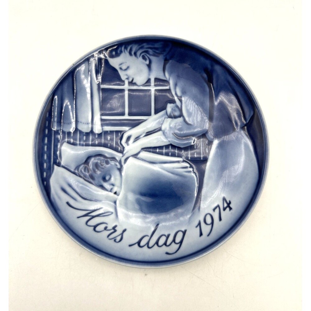 Vintage Georg Jensen 1974 Mother’s Day “Sweet Dreams” Plate-Denmark
